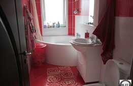 De vanzare 2 camere, decomandat, 62 mp! Zona Florilor! Loc de parcare!