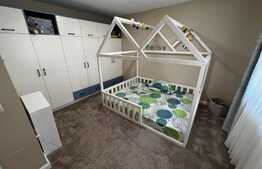 Duplex de lux, parcare, panouri solare, aer conditionat, zona Terra