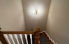 Duplex de lux, parcare, panouri solare, aer conditionat, zona Terra