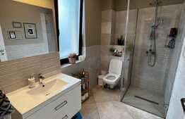 Duplex de lux, parcare, panouri solare, aer conditionat, zona Terra