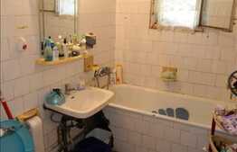 3 camere decomandate, 2 balcoane, loc parcare, boxa la subsol, zona Bucuresti!