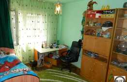 3 camere decomandate, 2 balcoane, loc parcare, boxa la subsol, zona Bucuresti!