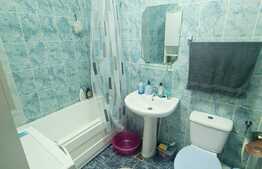 Apartament 2 camere, decomandat, 52mp, etaj intermediar, parcare, zona Porii