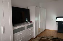 Apartament 2 camere, 51 mp, balcon, etaj intermediar, zona Plopilor