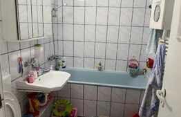 Apartament 2 camere, 51 mp, balcon, etaj intermediar, zona Plopilor