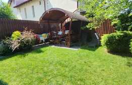 Apartament 3 camere, 70 mp, gradina 64 mp, parcare, zona Sesul de Sus 