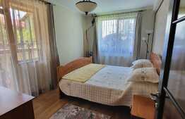 Apartament 3 camere, 70 mp, gradina 64 mp, parcare, zona Sesul de Sus 