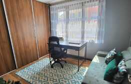 Apartament 3 camere, 70 mp, gradina 64 mp, parcare, zona Sesul de Sus 