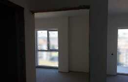 Apartament 2 camere, 38 mp, garaj, zona Teilor