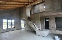 Casa individuala cu garaj, 930 mp teren, proiect deosebit, Jucu de Mijloc 