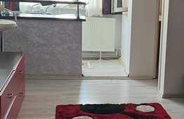 Garsonieră spațioasă, 30 mp, balcon, zona Coresi