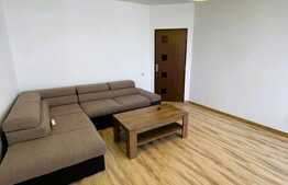 Apartament 3 camere, decomandat, 74mp, parcare, zona Cetatii 