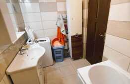 Apartament 3 camere, decomandat, 74mp, parcare, zona Cetatii 