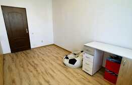 Apartament 3 camere, decomandat, 74mp, parcare, zona Cetatii 
