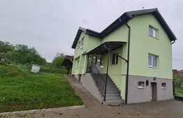  Casa de 142 mp si teren de 1500 cu o priveliste spectaculoasa