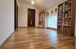  Casa de 142 mp si teren de 1500 cu o priveliste spectaculoasa