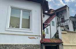  Vila 5 camere, 100mp utili, pretabila pentru regim hotelier, zona Centru