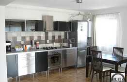 Apartament de lux super mobilat si utilat, dispus pe doua nivele!