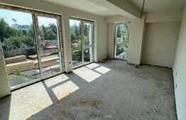 Apartament de 2 camere, semifinisat, 49 mp, parcare in zona Fabrica de sport