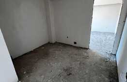 Apartament de 2 camere, semifinisat, intermediar, 54 mp cu parcare in zona Fabrica de sport