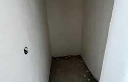 Apartament de 2 camere, semifinisat, intermediar, 54 mp cu parcare in zona Fabrica de sport