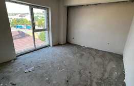 Apartament de 2 camere, semifinisat, intermediar, 54 mp cu parcare in zona Fabrica de sport