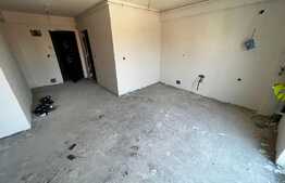 Apartament de 2 camere, semifinisat, intermediar, 54 mp cu parcare in zona Fabrica de sport