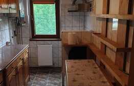 Apartament 2 camere, 51mp, etaj intermediar, zona Racadau 