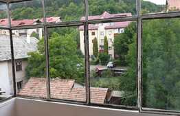 Apartament 2 camere, 51mp, etaj intermediar, zona Racadau 