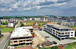 Apartament 2 camere, 61 mp, decomandat, terasa 21mp, zona Tractorul 