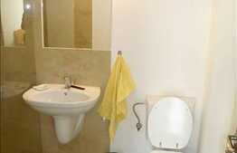 Apartament cu 3 camere de 65 mp, loc de parcare cu CF, finsaje noi