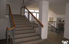 Apartament cu 4 camere, 130 mp, in cartierul Zorilor!