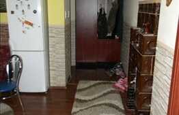 3 camere la etaj intermediar! Zona strazii Horea!GRADINA de 200 mp!