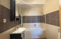 Apartament 3 camere, 68 mp, parcare, Complex Viva City