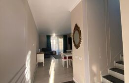 Duplex, 140 mp, 5 camere, 300 mp teren,  zona Grand Hotel Italia