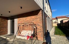 Duplex, 140 mp, 5 camere, 300 mp teren,  zona Grand Hotel Italia