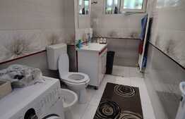 Apartament de 3 camere, lux, decomandat, 69mp + balcon, zona Donath