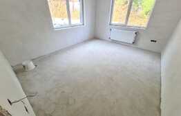 Apartament 2 camere, 57 mp, decomandat, zona Teilor