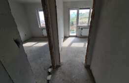 Apartament 3 camere, 63 mp, semidecomandat, zona Teilor