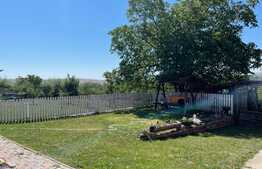 Casa individuala, 200 mp, gradina splendida de 1000mp, Tureni  