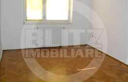 Inchiriere apartament 4 camere, 100 mp utili in zona de case