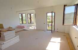  Casa individuala, 240 mp utili, teren 714 mp, garaj, zona Petrom -Baciu