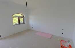  Casa individuala, 240 mp utili, teren 714 mp, garaj, zona Petrom -Baciu