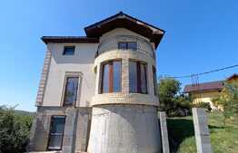  Casa individuala, 240 mp utili, teren 714 mp, garaj, zona Petrom -Baciu