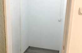 Garsoniera cu balcon, 24 mp, etaj intermediar, zona Expo Transilvania