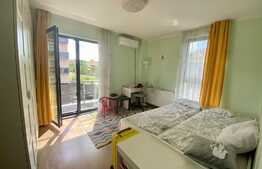 Apartament de 3 camere, 70 mp, boxa si garaj, zona Romul Ladea