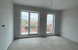 Apartament 3 camere, semifinisat, etaj intermediar, zona Semicentrala