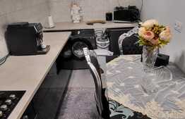 Apartament finisat, 2 camere, parcare, terasa 70mp, zona Terra