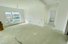 Apartament semifinisat, 3 camere, 80mp, parcare, zona Terra