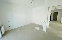 Apartament semifinisat, 3 camere, 80mp, parcare, zona Terra